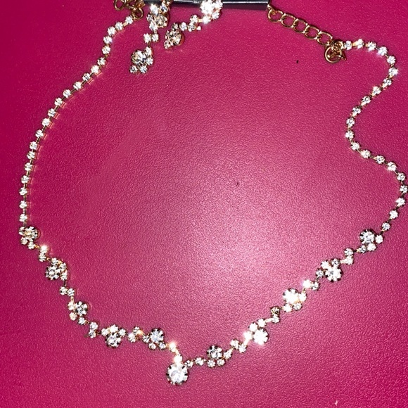 Necklace - Picture 1 of 3